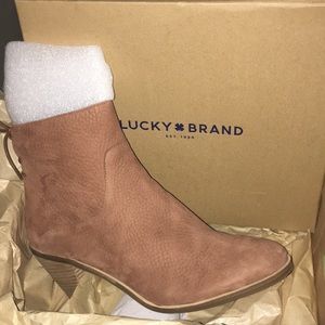 Lucky Brand boots